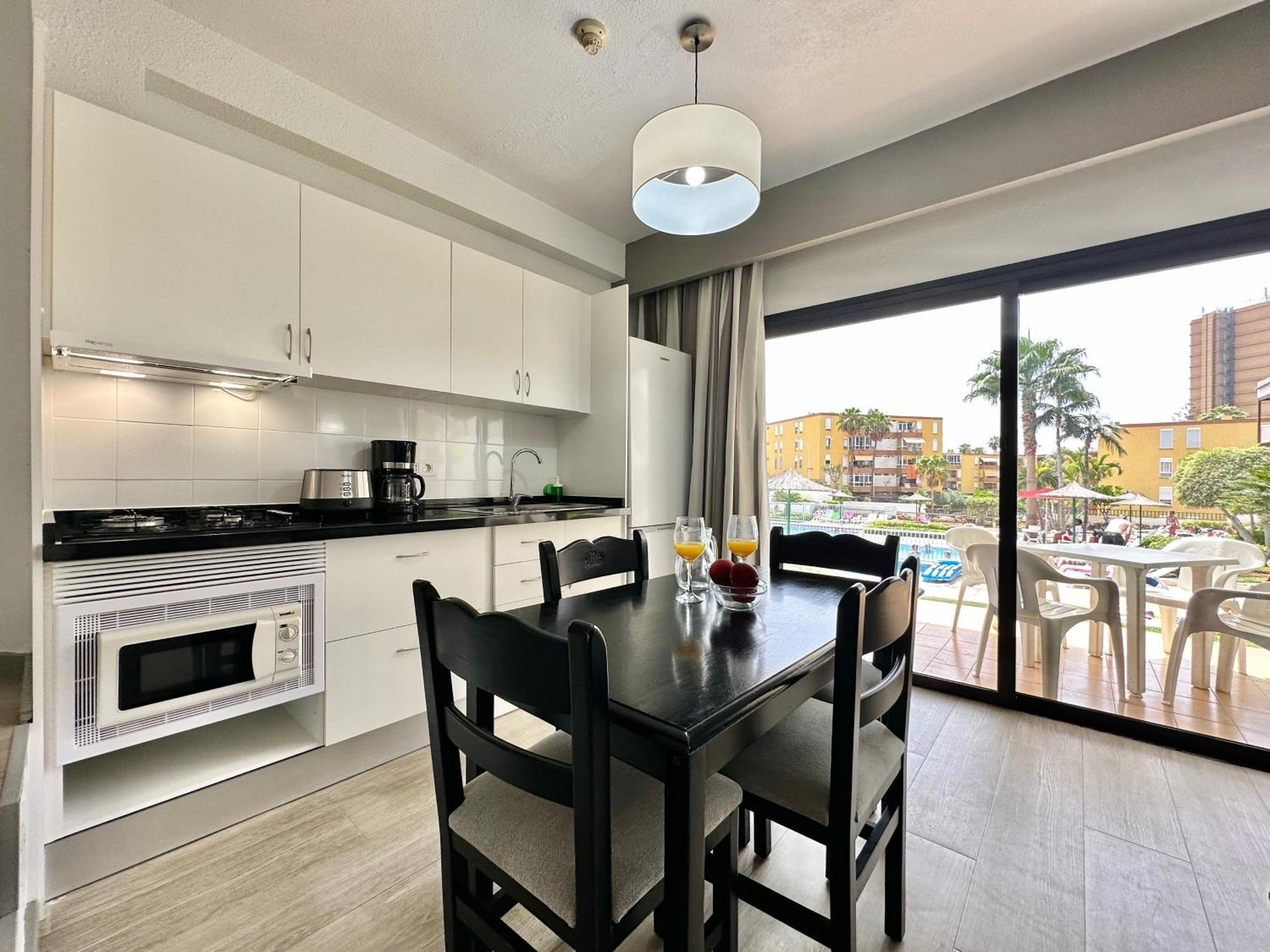 Apartament Pool Views Terrace Los Cristianos  Zewnętrze zdjęcie