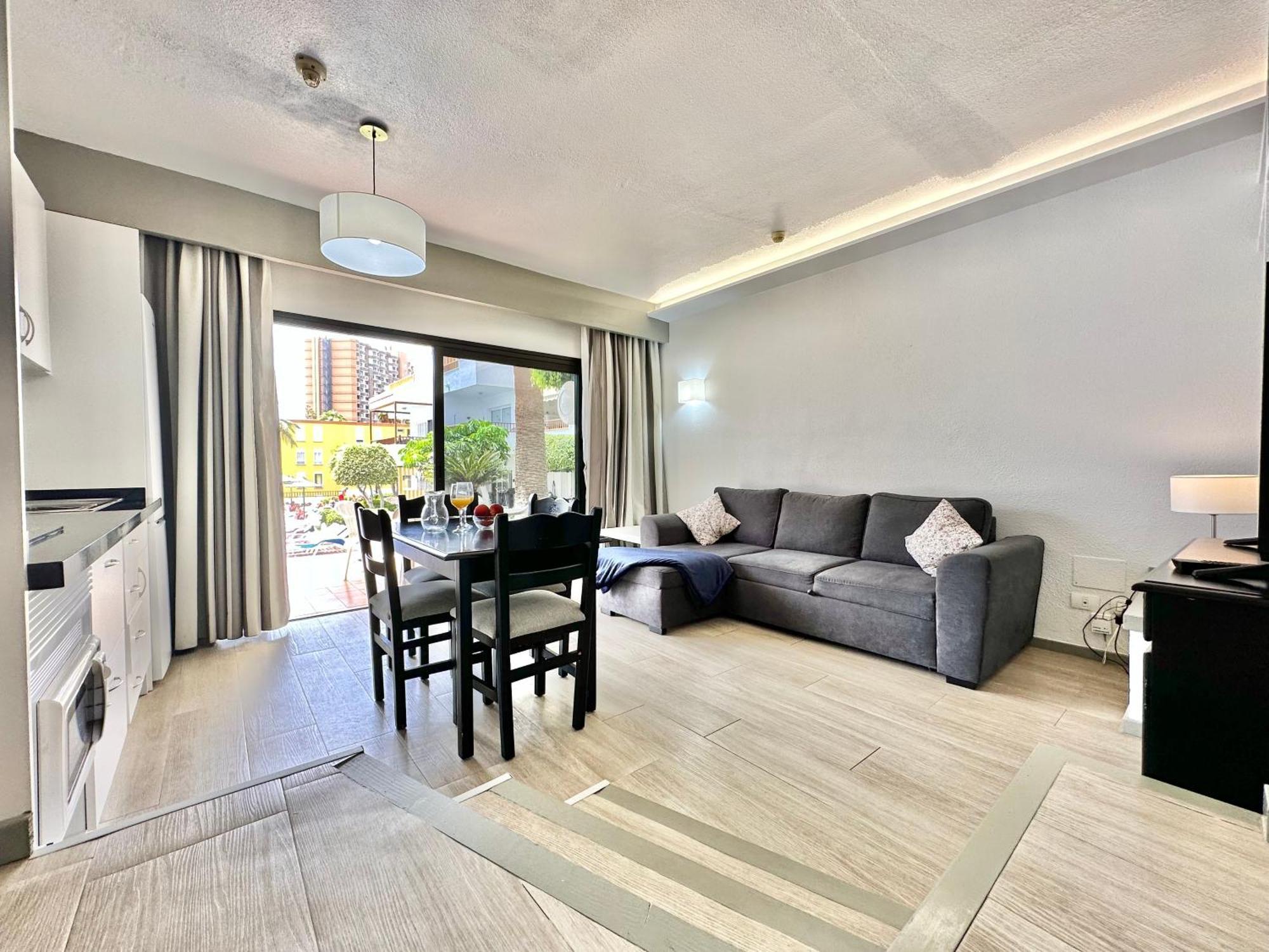 Apartament Pool Views Terrace Los Cristianos  Zewnętrze zdjęcie